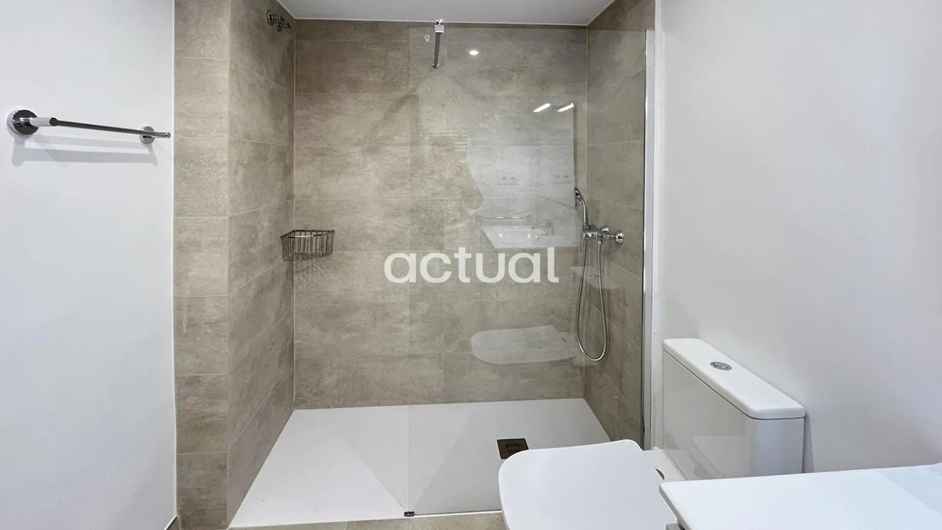Super Beach 1J Platja d'Aro 0*,  İspanya